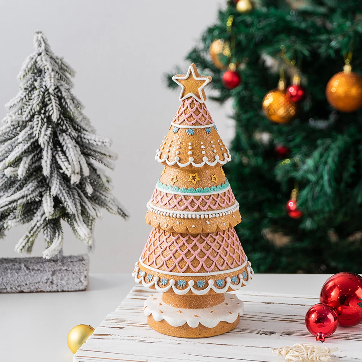 Desktop Gingerbread Christmas Tree